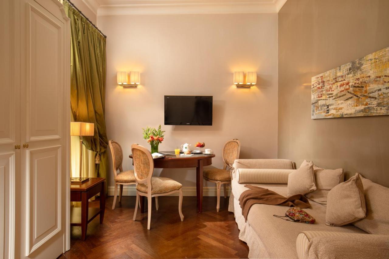 Vivaldi Luxury Rooms Рим Екстериор снимка