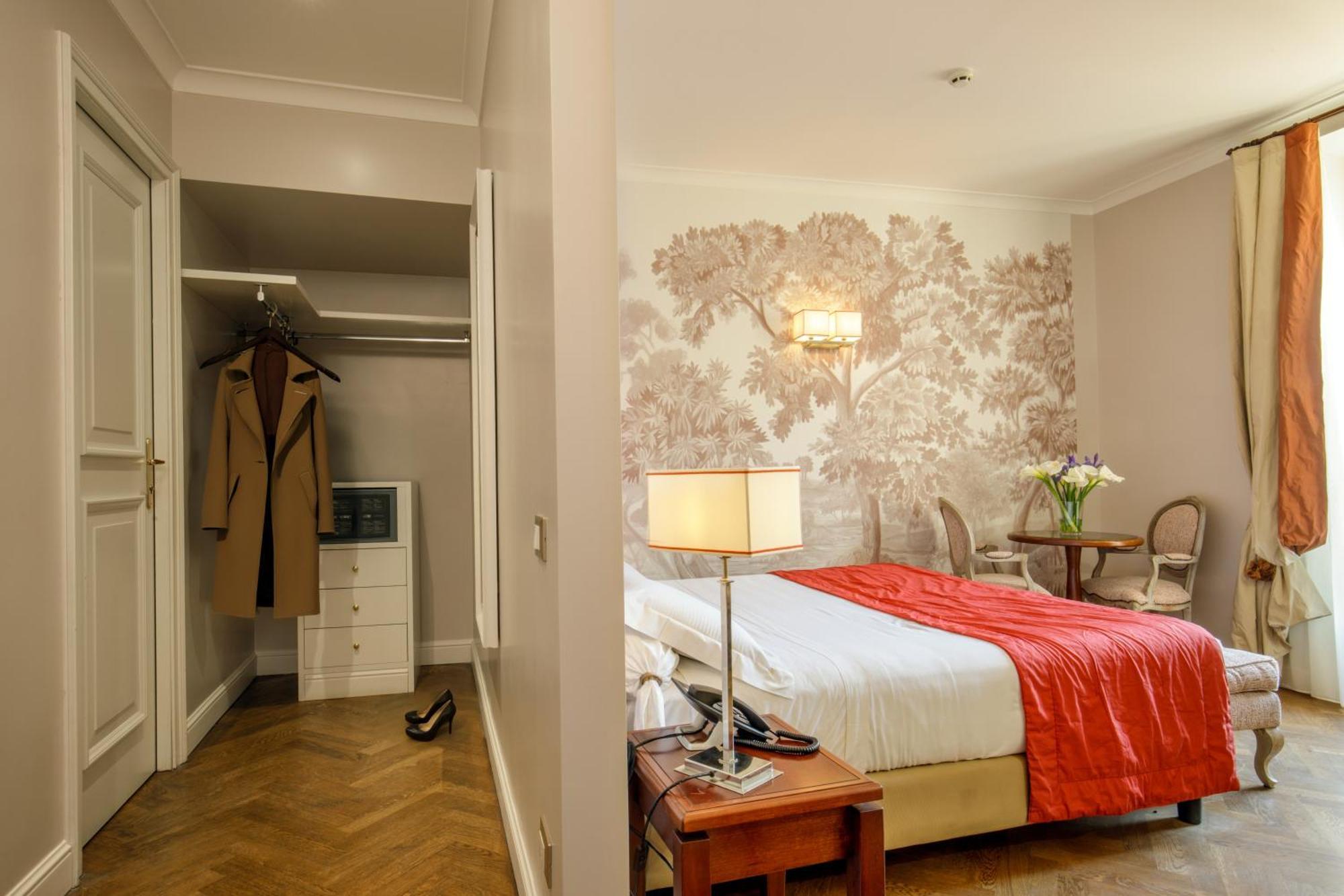 Vivaldi Luxury Rooms Рим Екстериор снимка