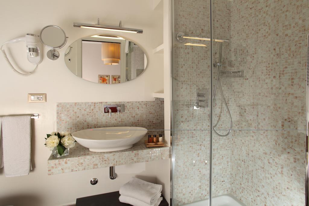 Vivaldi Luxury Rooms Рим Екстериор снимка