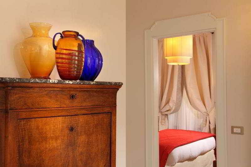 Vivaldi Luxury Rooms Рим Екстериор снимка