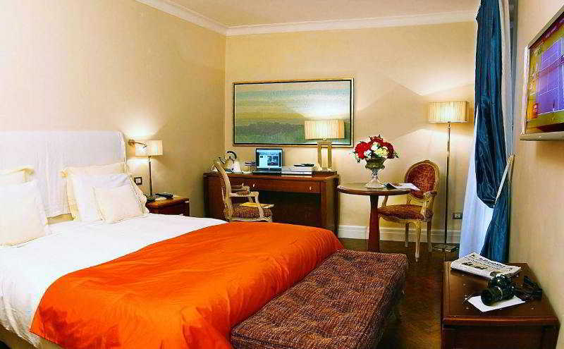 Vivaldi Luxury Rooms Рим Екстериор снимка