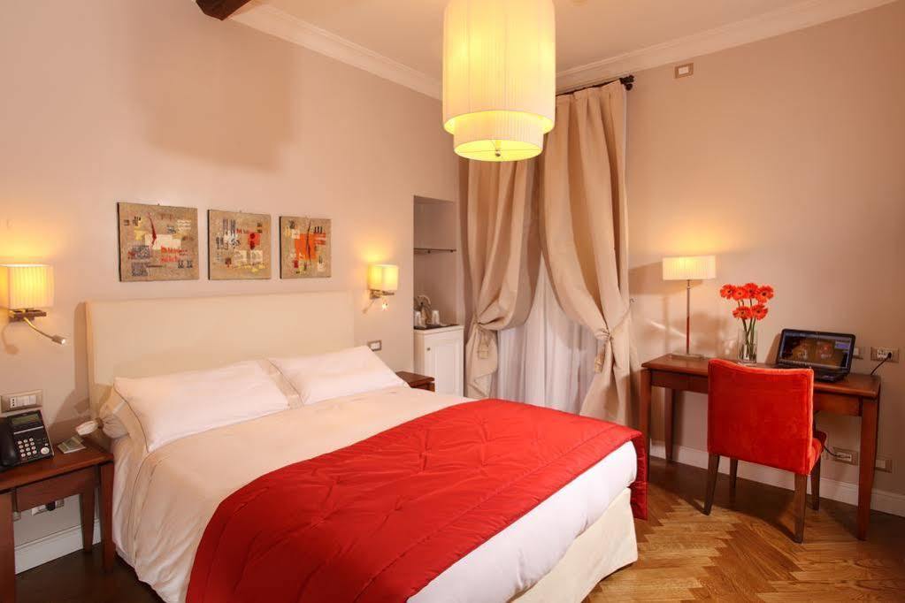 Vivaldi Luxury Rooms Рим Екстериор снимка